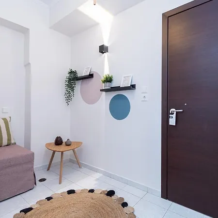 Apartament Naias