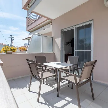 Apartament Naias *