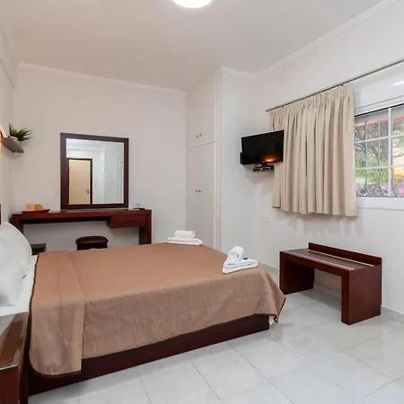 Apartament Naias