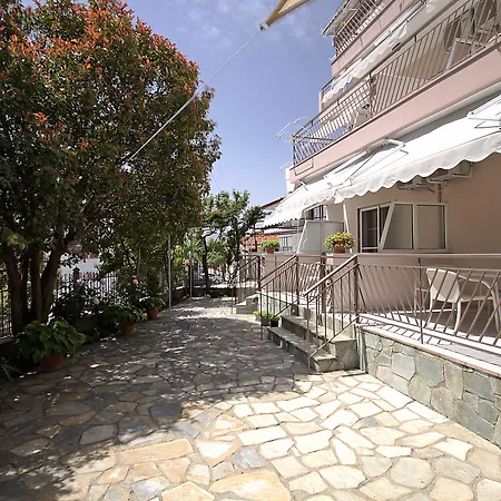 Naias Apartament