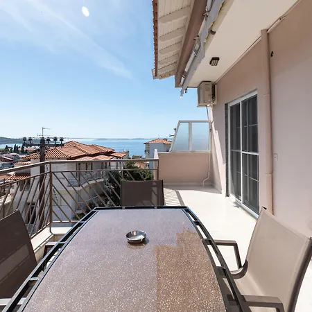 Naias Apartament