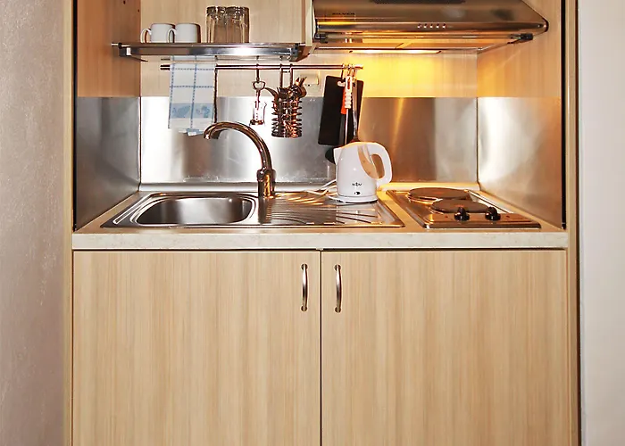 纳亚斯公寓 * 新马尔马拉斯