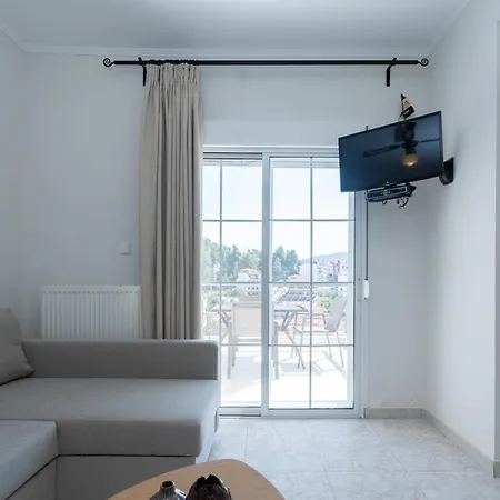 Naias Apartment *