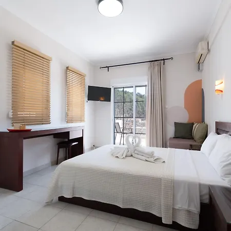 Naias Apartament