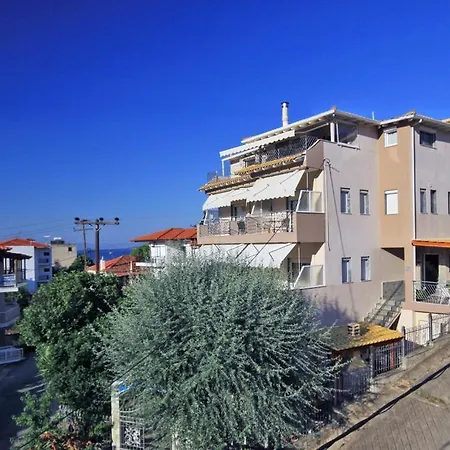 Naias * נאוס מרמרס