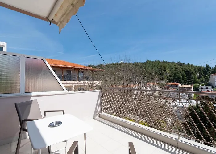 Naias Apartman