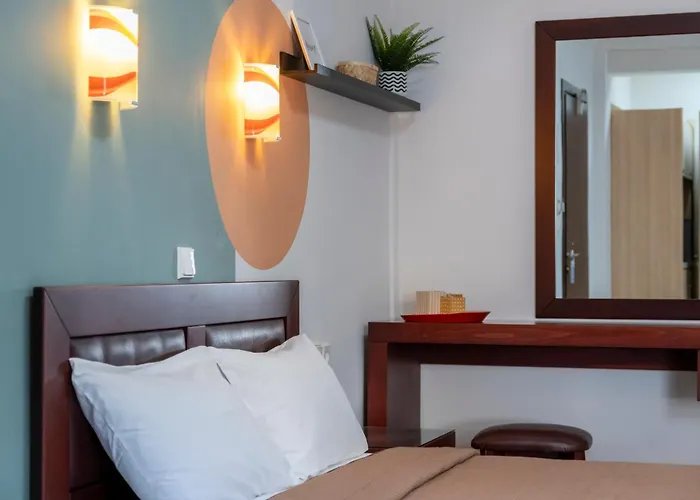 Naias Apartman *